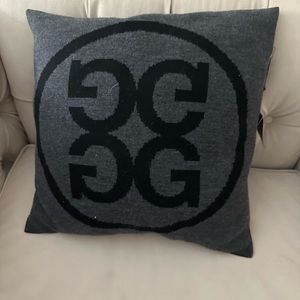 Gfore pillow- cashmere or fine wool